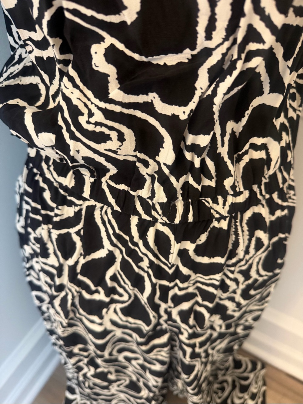 Loft Women’s Black Print Sleeveless Jumpsuit Size M - Picture 4 of 6